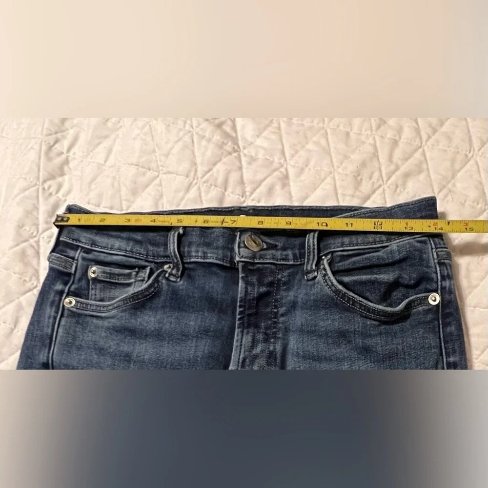 7 For All Mankind “The Skinny” Distressed Jean size 28 - Picture 2 of 8